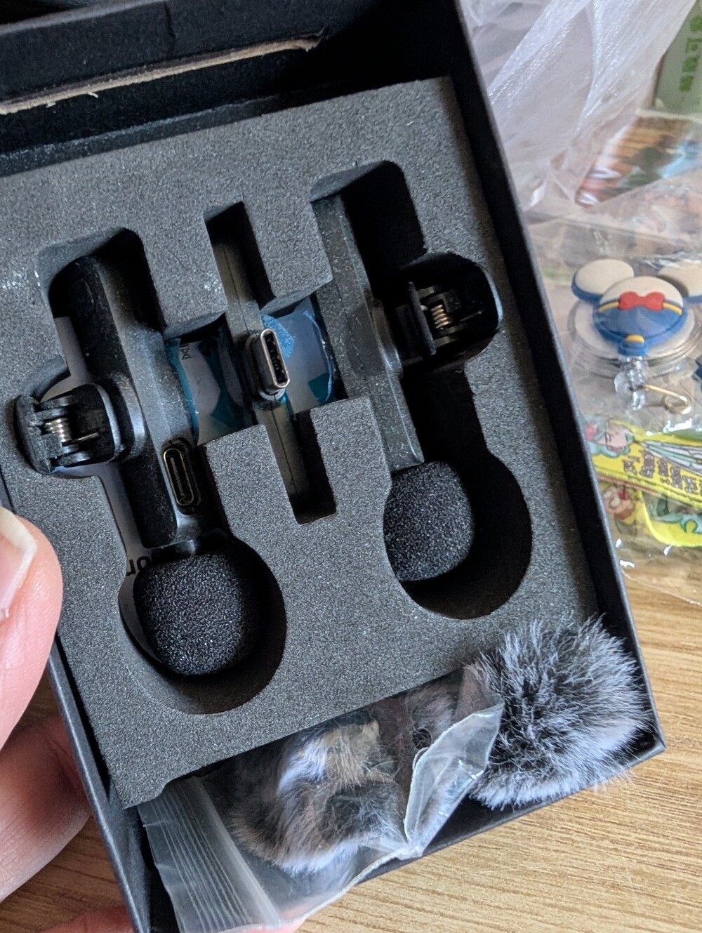 Lavalier Microphone Kit with Furry Windscreens - Black & Gray